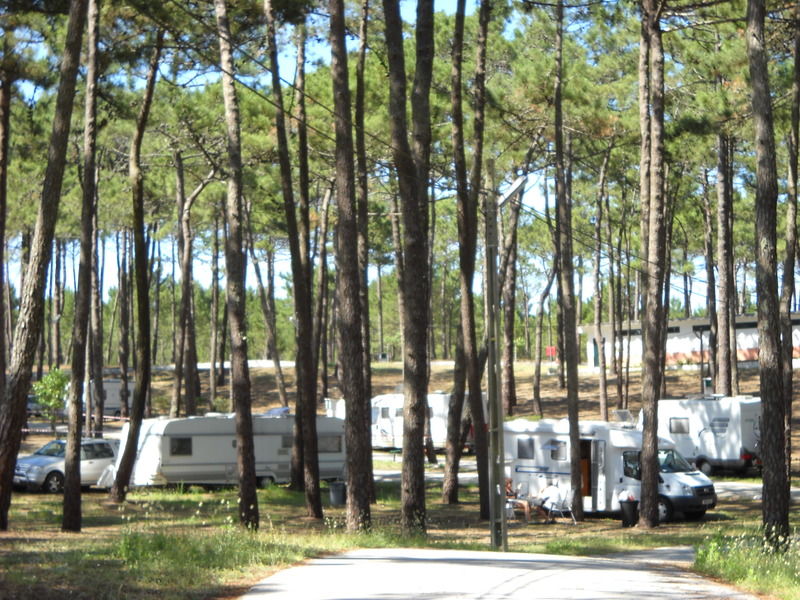 Orbitur Valado Bungalows - Caravan Park Nazaré Esterno foto